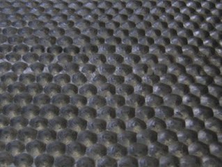 cobble rubber matting, flooring ciruclar cobble surface effect from Polymax