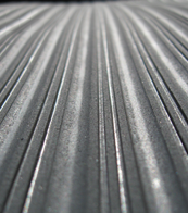 Pyramid matting Black