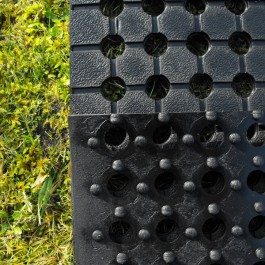 Polymax ARRAY Rubber Grass Mat
