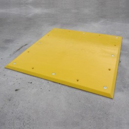 UHMWP Trailer Plate 1000L x 1000W x 20H  at Polymaxuhmwp-trailer-plate-closeup.jpg