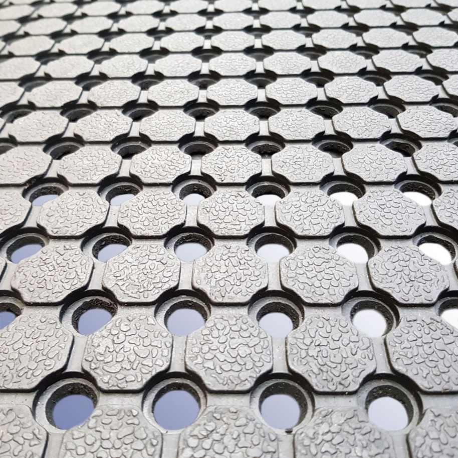 Outdoor Non Slip Decking Mats