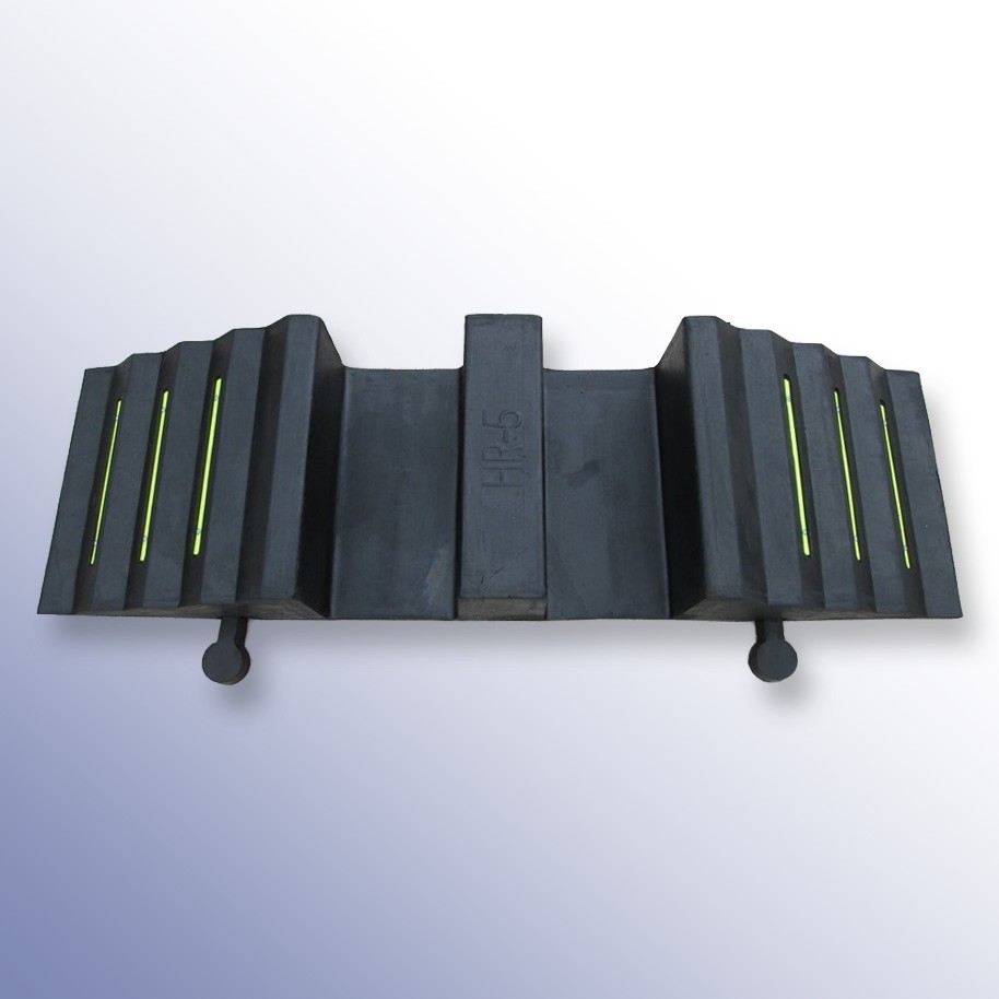 Hose Ramp 850L x 300W x 85H